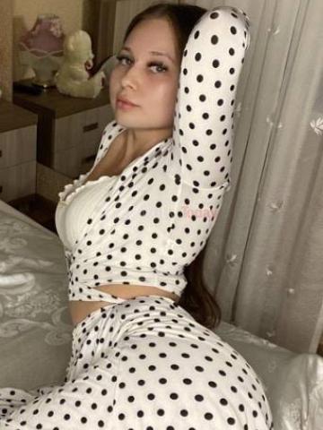 Клавдия Новенькая Студентка Реал фото 2